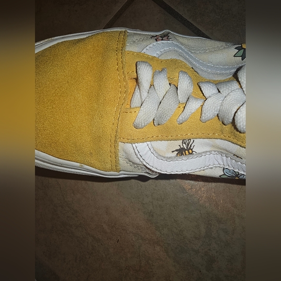 Women's Vans Size 9.5 Floral Suede Mustard Color - Picture 12 of 12